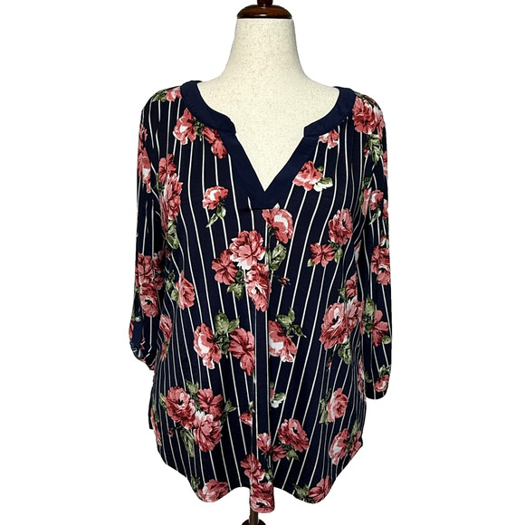 Naif Top Womens 2X Pink Blue Floral Striped 3/4 Sleeve V-Neck Cottagecore - Picture 2 of 10